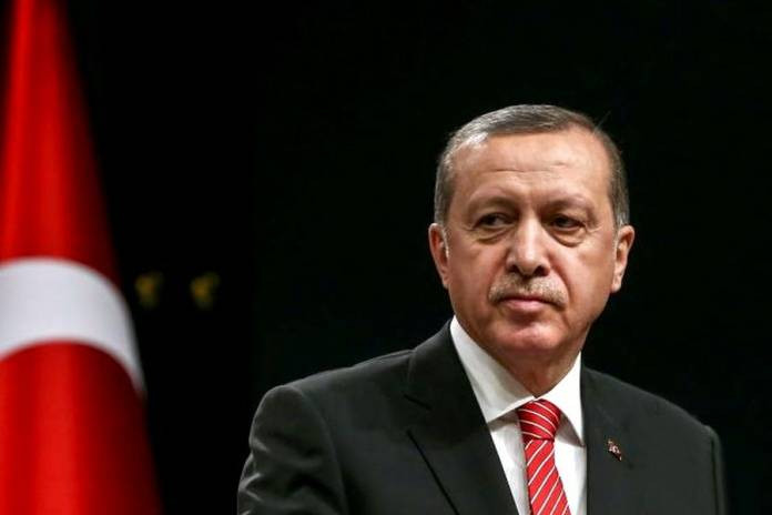 Ο Ερντογάν θα συζητήσει το δημοψήφισμα με τον ιρακινό πρωθυπουργό